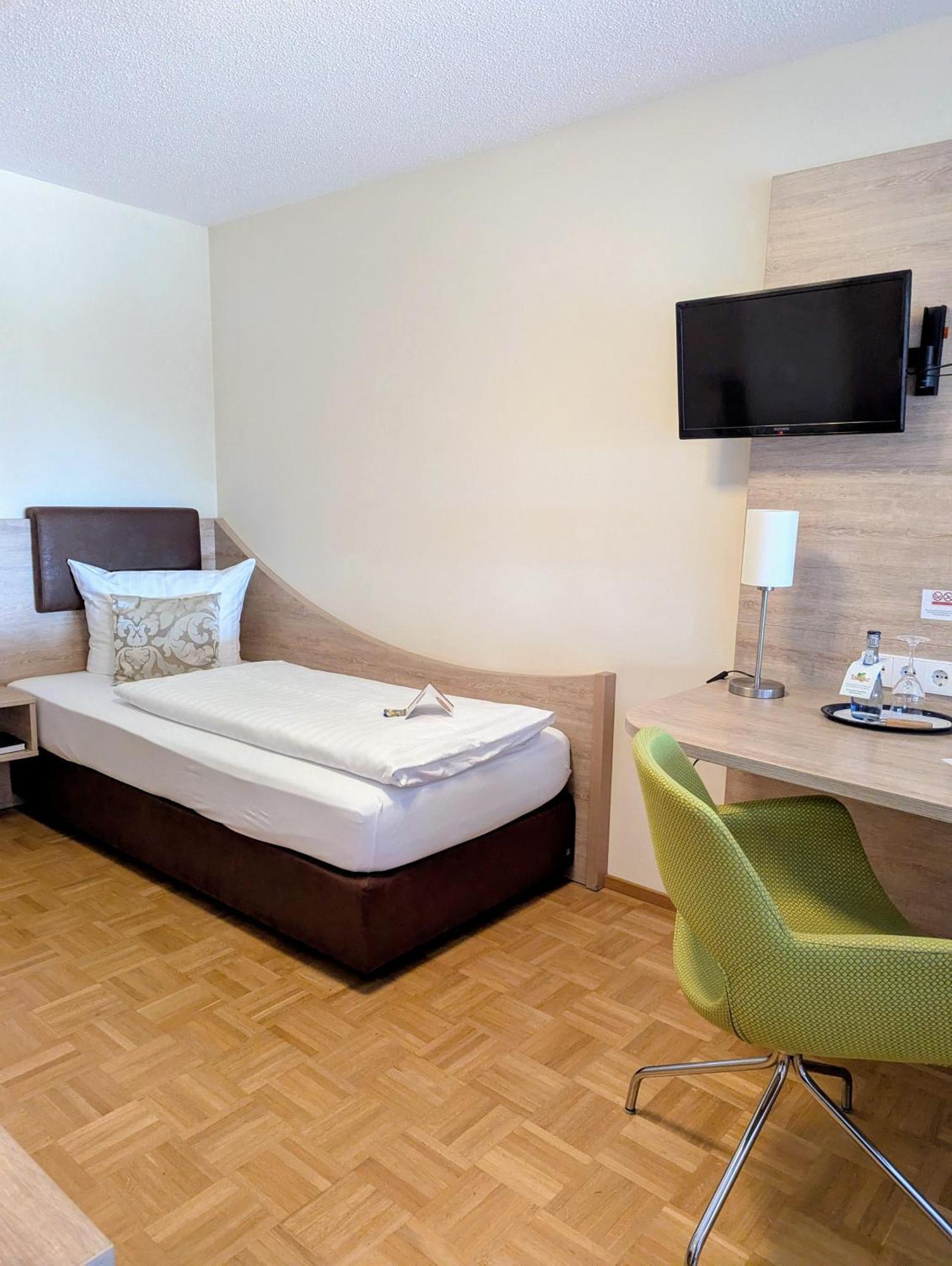 Hotel Херенберг Екстериор снимка