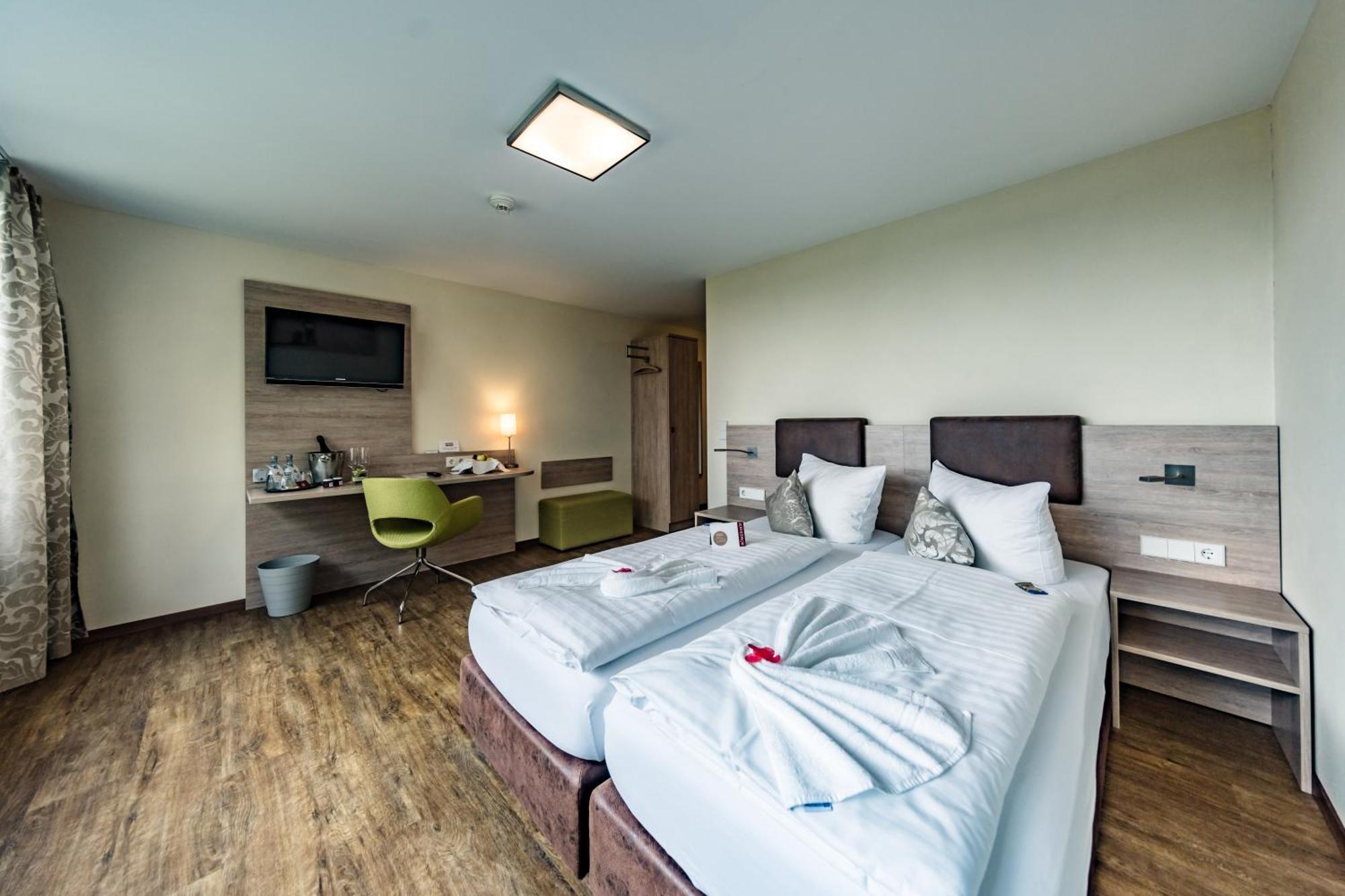 Hotel Херенберг Екстериор снимка